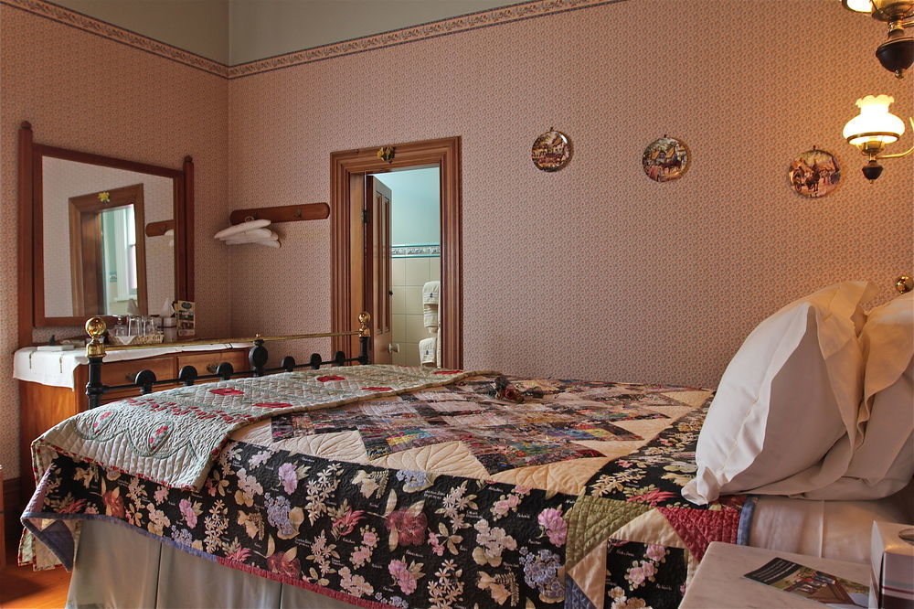 Ounuwhao B&B Guest Lodge Russell Zewnętrze zdjęcie
